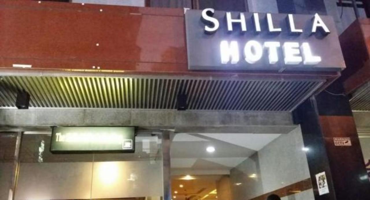 The Shila Philla Hotel Makati City Exterior photo