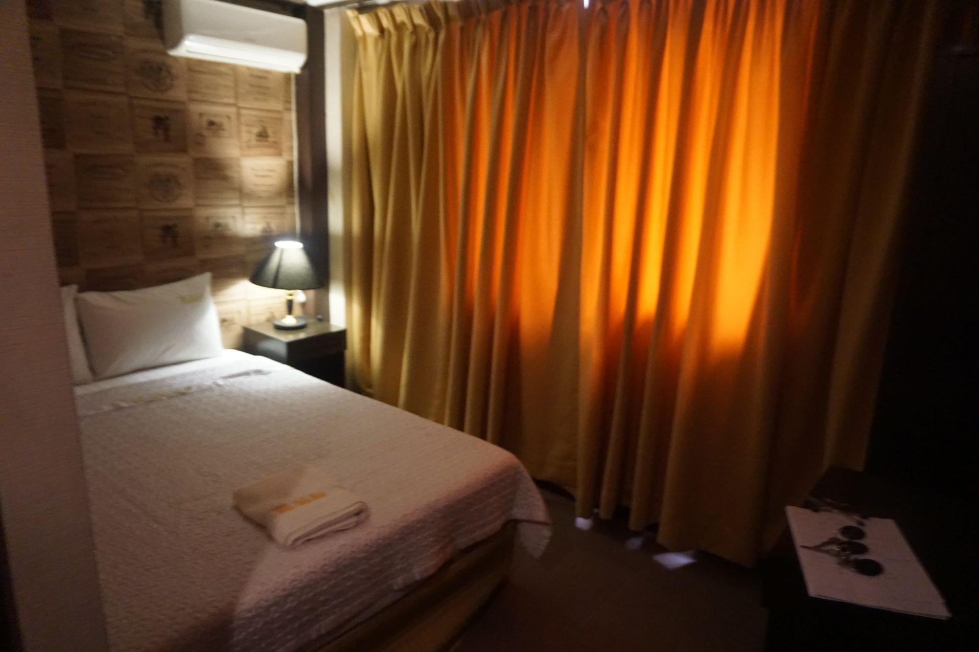 The Shila Philla Hotel Makati City Exterior photo
